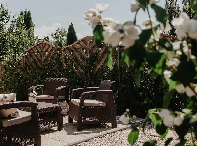 Wypoczynkowy Piotr * Стегна