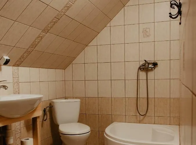 Wypoczynkowy Piotr * Стегна